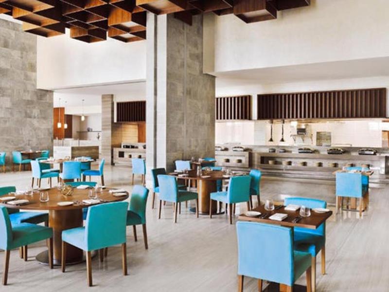 Holiday Inn Al Maktoum Airport Otel Dubai - U.A.E